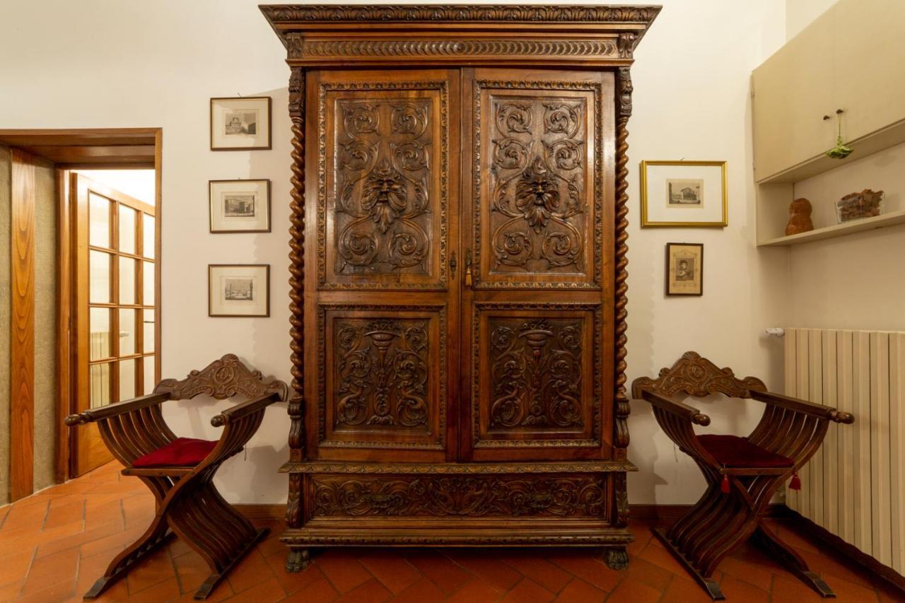 110 Sqm Apartment 6 Sleeps In Santa Croce Florence Luaran gambar