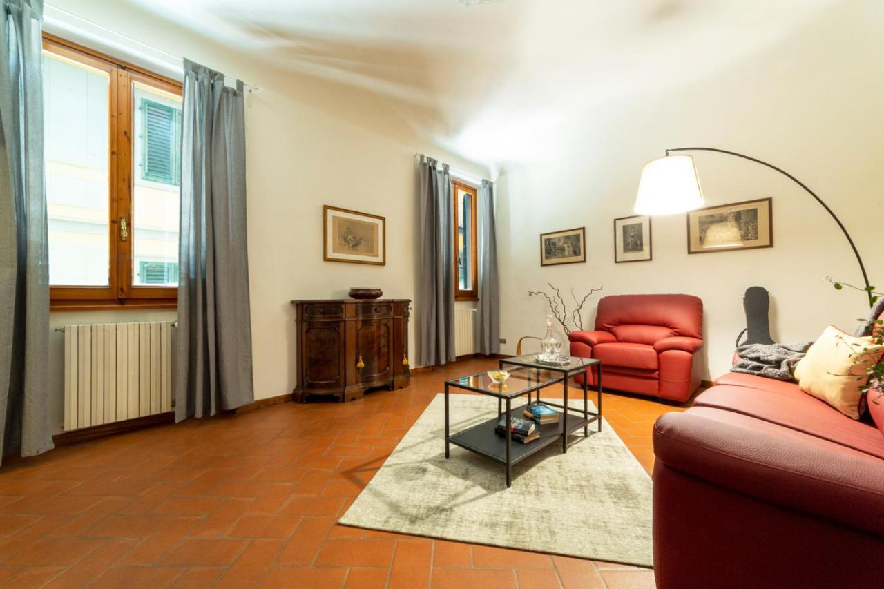 110 Sqm Apartment 6 Sleeps In Santa Croce Florence Luaran gambar