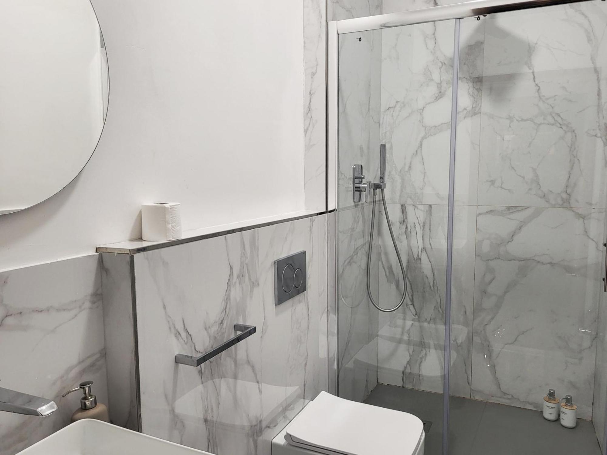 110 Sqm Apartment 6 Sleeps In Santa Croce Florence Luaran gambar